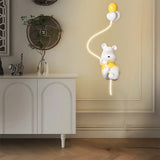 Amico Wall Lamp