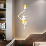 Amico Wall Lamp