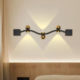 Handman LED Wall Lamp