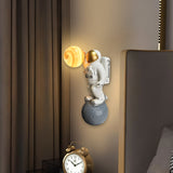 Leon Space Modern Wall Lamp