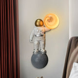 Leon Space Modern Wall Lamp