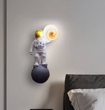 Leon Space Modern Wall Lamp