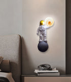 Leon Space Modern Wall Lamp