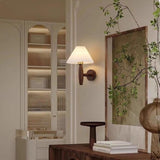 Aveil  Wall Lamp