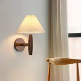 Aveil  Wall Lamp